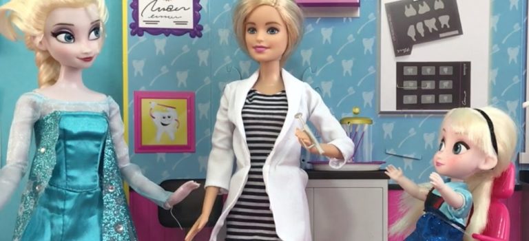 Dental Practice Financing For Dentists – Call BRT: 904-551-6090:  Dentist! Frozen Elsa and Anna go Dentist! Anna finds Candy haul + gets Tooth ache! Ouch!